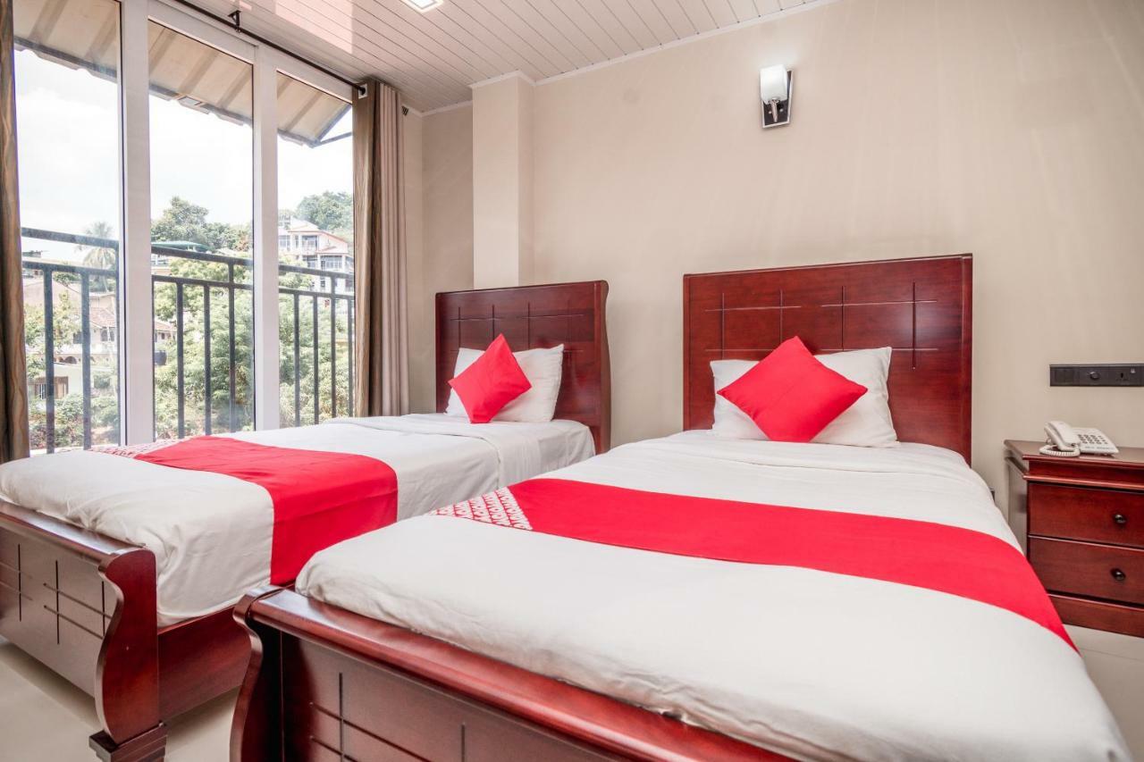 Janora Hills Hotel Kandy Buitenkant foto